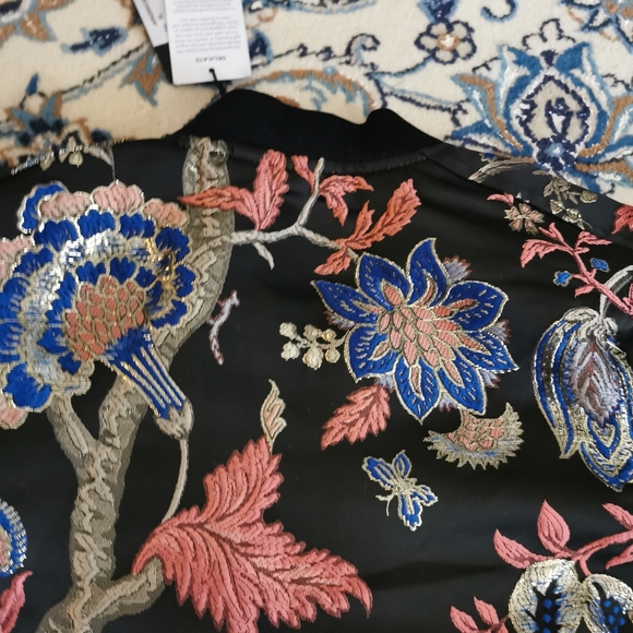 2/50 Guess big girl  Hayal Printed Bomber Jacket - Picture 9 of 11